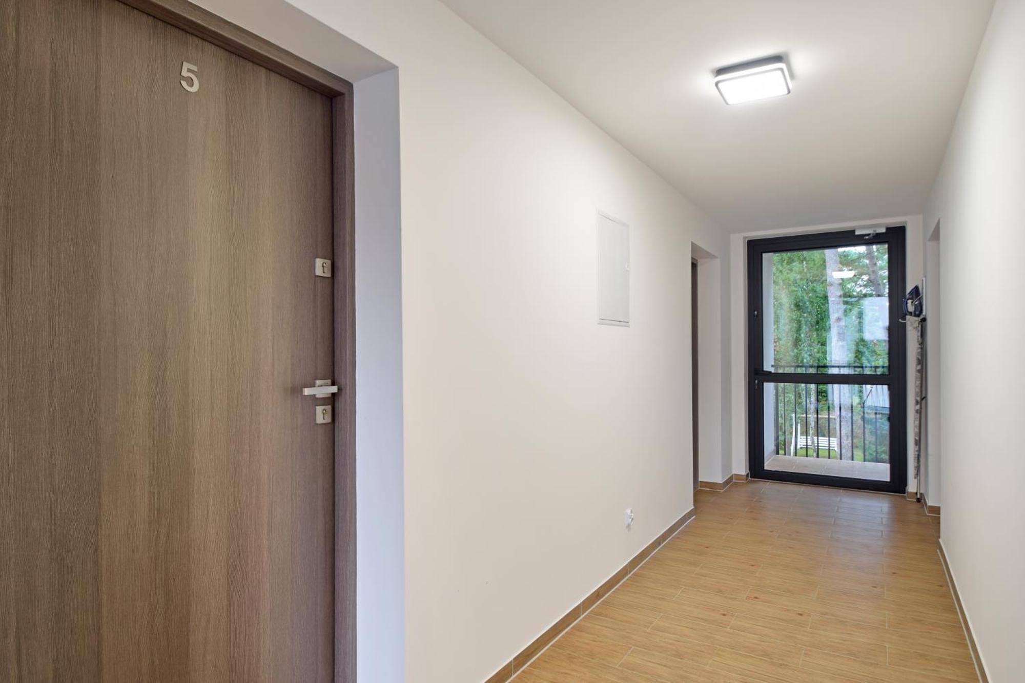 Hotel Byc Morze à Pobierowo Extérieur photo